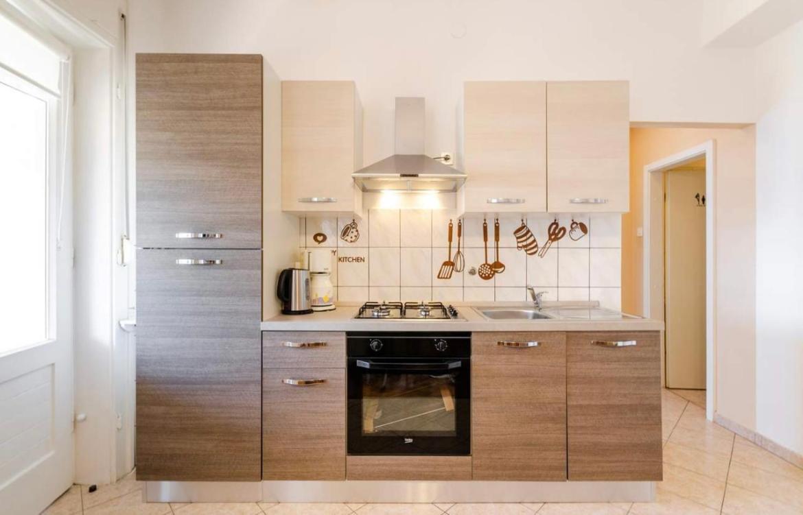 Apartments Tatjana Crikvenica Bagian luar foto